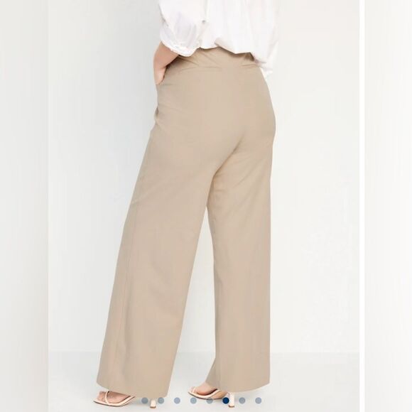 Old Navy High-Waisted Pull-On Pixie Wide-Leg Pants - Picture 2 of 14